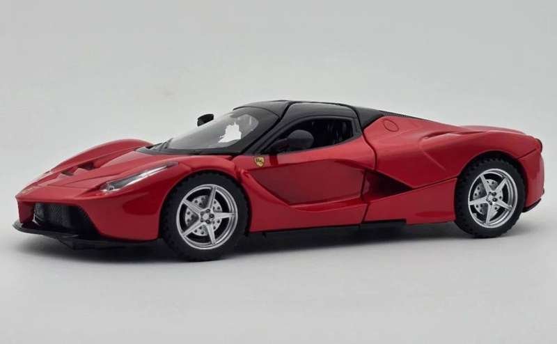 Ferrari LaFerrari 1:24  diecast scale model car collectible car